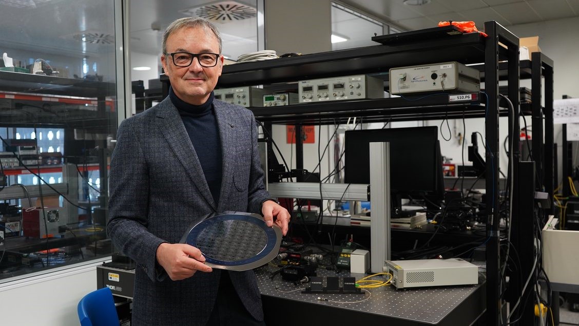 Professor José Capmany